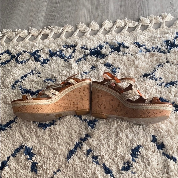 Brown, Orange, and snakeprint Lucky Brand wedges - Picture 2 of 5